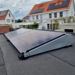 Glampère FlatFix Fusion - Plug And Play Zonnepaneel 9501157314657 -Huis Beveiliging 4179899 sfeer3 1